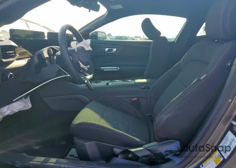 2025 Ford Mustang from USA, damaged, VIN 1FA6P8TH5S5121950